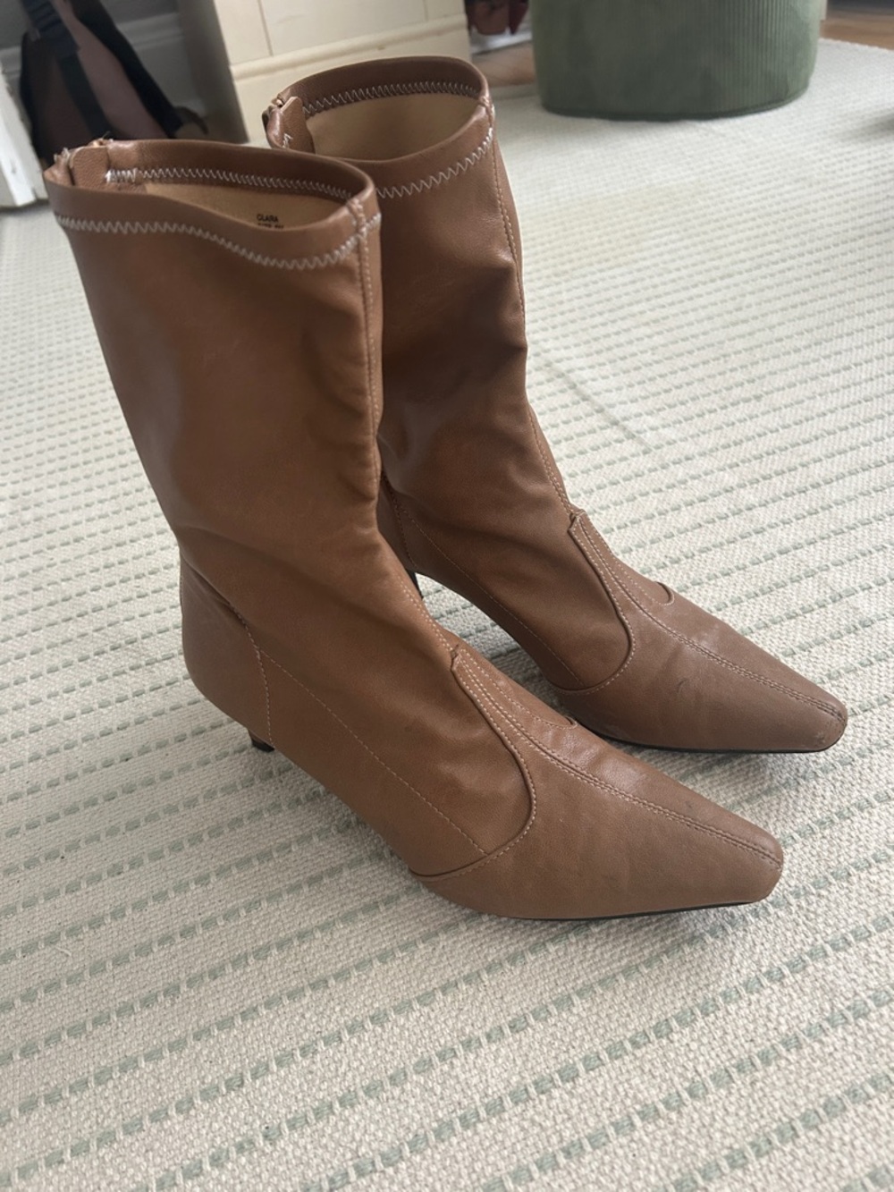 Women's caramel Brown Pointed-Toe Heel Boot